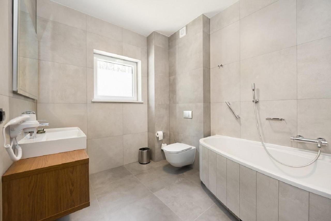 ג'אנוב לובלסקי Rezydencja Sosnowa Luxury Hotel מראה חיצוני תמונה