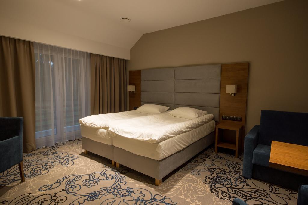 ג'אנוב לובלסקי Rezydencja Sosnowa Luxury Hotel מראה חיצוני תמונה